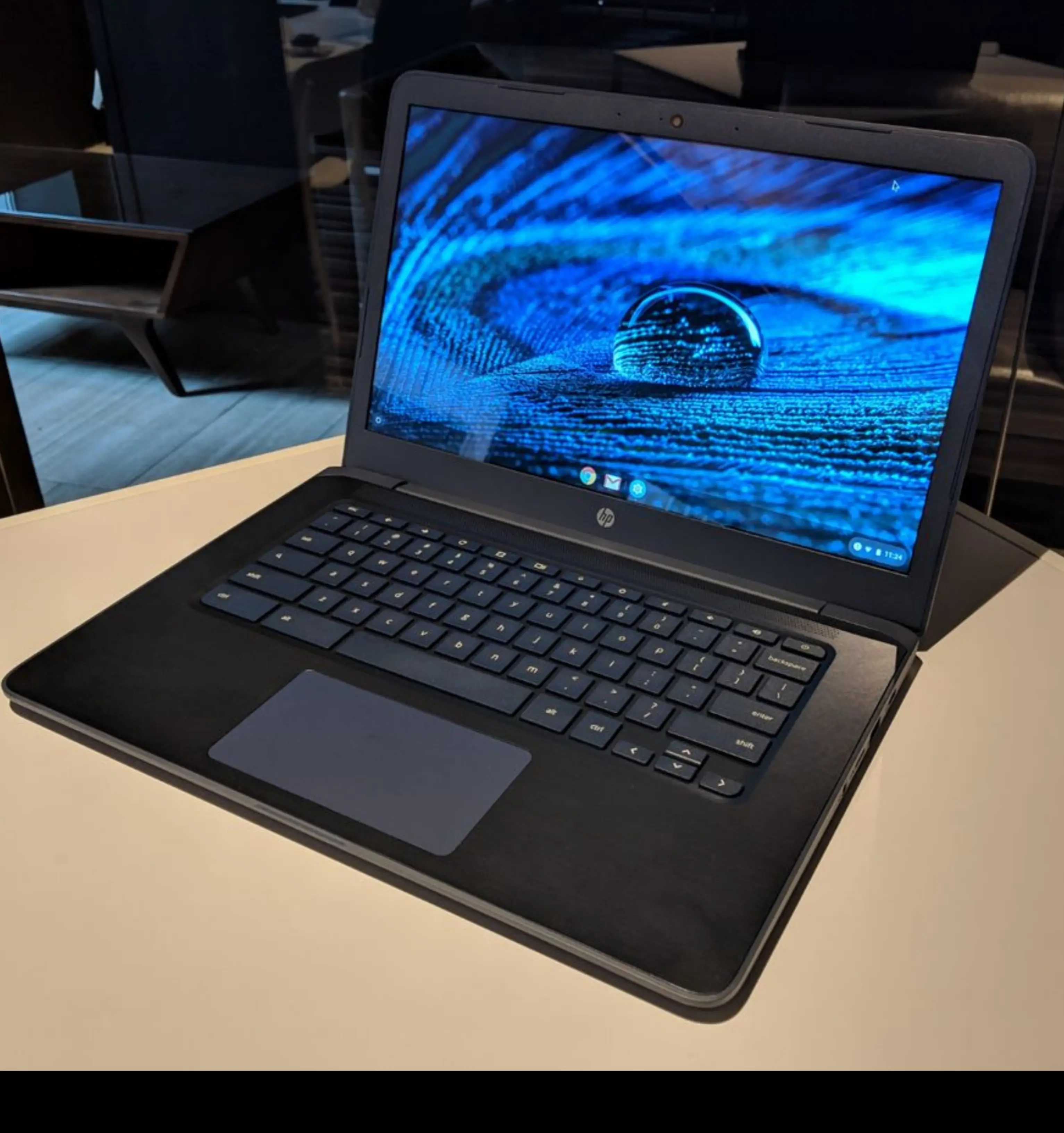 HP Chromebook 14 G5 - Low-range performance desktop for developers, marketers, virtual assistants, managers, CEO, students, and creative professionals